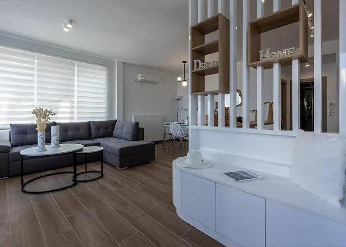 Appartement Skalidis 2 *